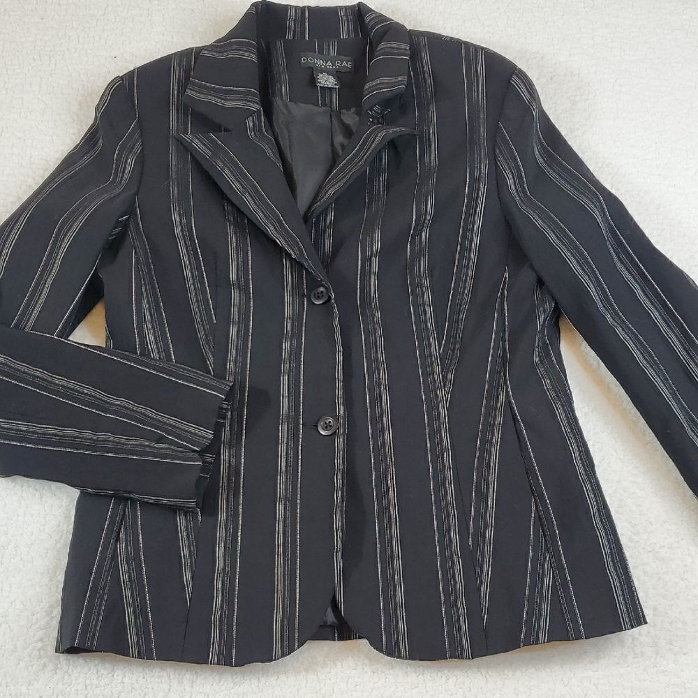 Donna Rae New York  Black Suit Jacket with Pinstripes and Notched Lapel Size 10